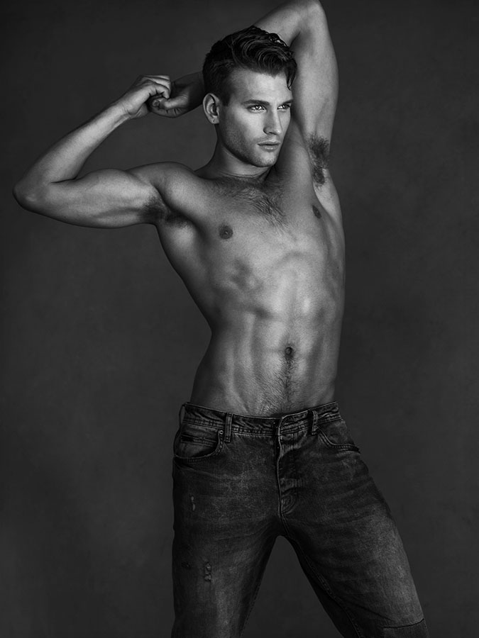 Peter D Brown Photography : Mens : Shirtless